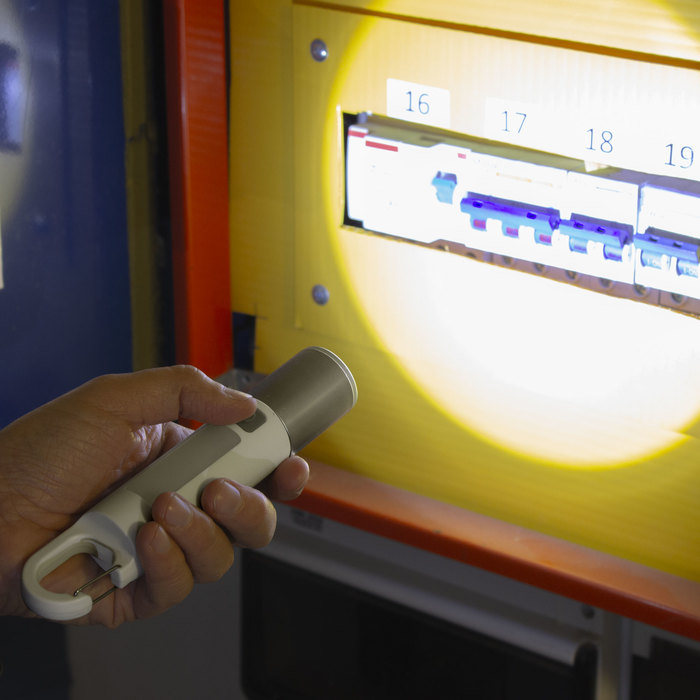 Linterna multifunción 