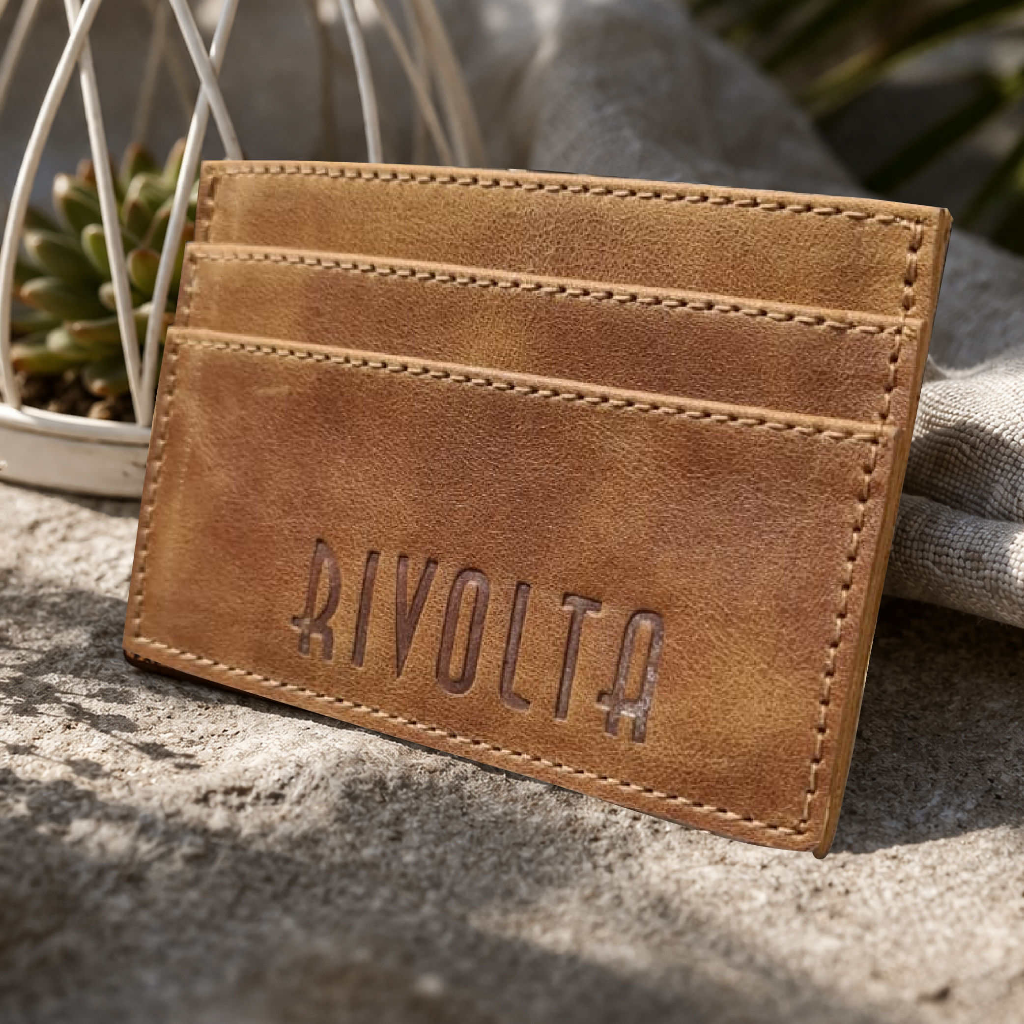 Tarjetero premium confeccionado en cuero natural